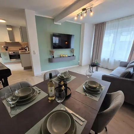 Navia Luma - Design - Stylisch, Voll Ausgestattet, Mit Parkplatz *