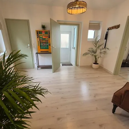 Navia Luma - Design - Stylisch, Voll Ausgestattet, Mit Parkplatz Apartment